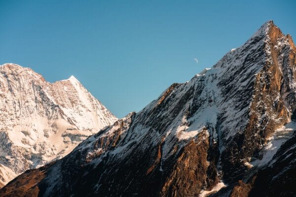 Unexpected Detours: Road Trip Tips To Thrive