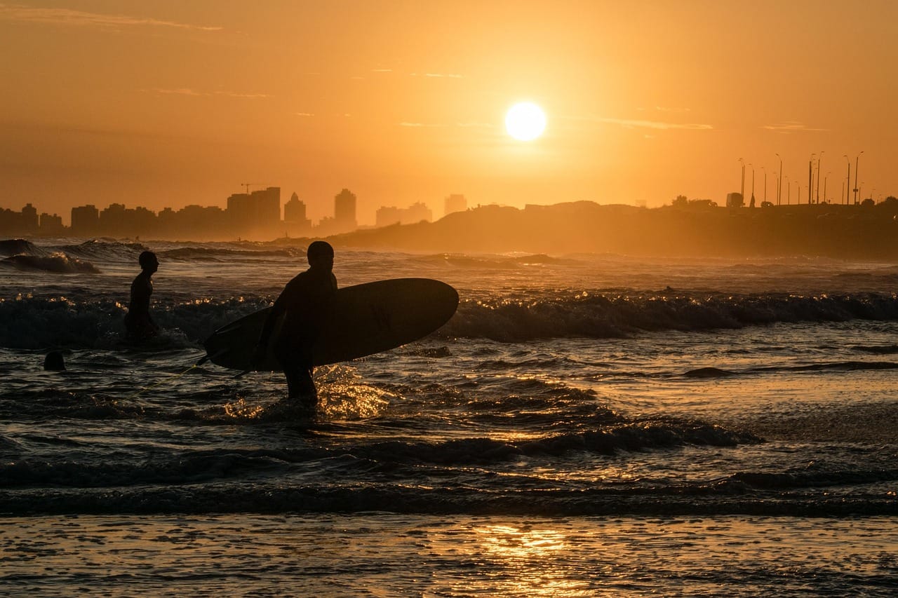 Canoeings Quiet Rebellion: Rediscovering Slow Travel On Water